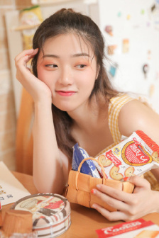 堇美香